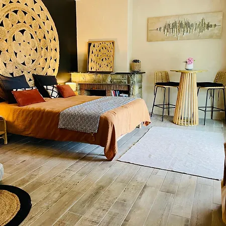 Vue Cité, Balnéo Privée, Clim, Jardin, Parking Gratuit